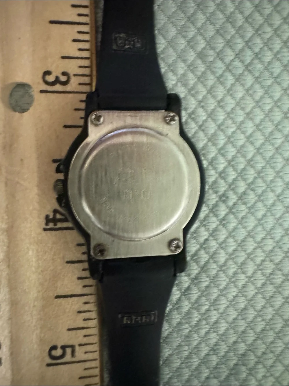Q&Q Black and Gold Analog Quartz Watch for Everyday Wear